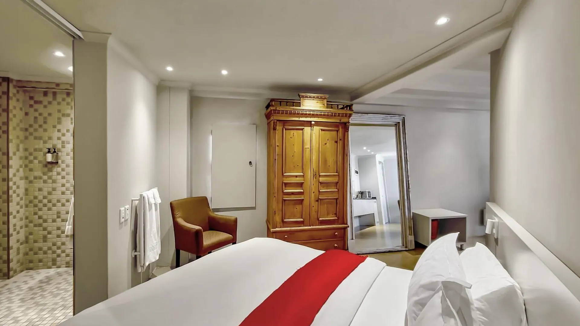 Rouge On Rose Boutique Hotel Cape Town Guest house